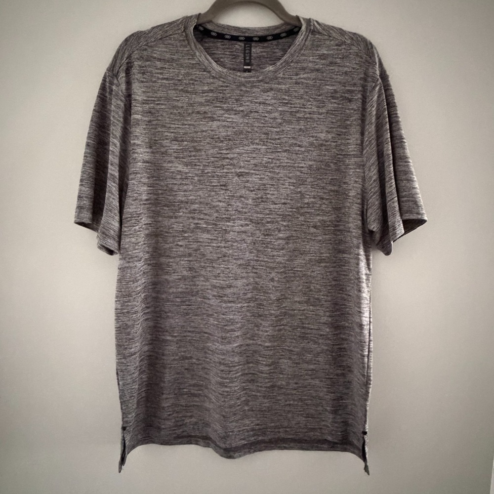 Legend Inspire Mens Gray Athletic Performance T Shirt LG Workout Stretch